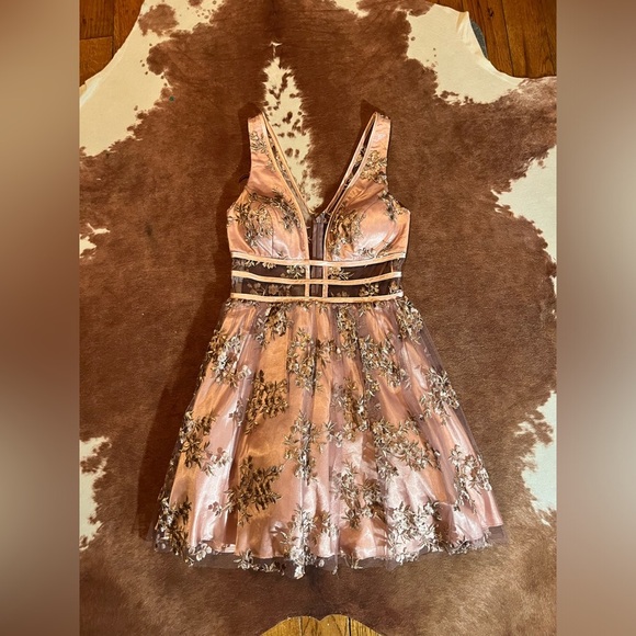 Gianni Bini dress 
size small - Picture 1 of 6